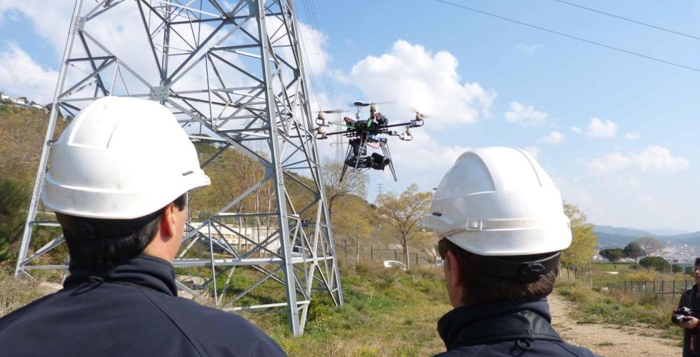 Kraftlinje drone overvåking