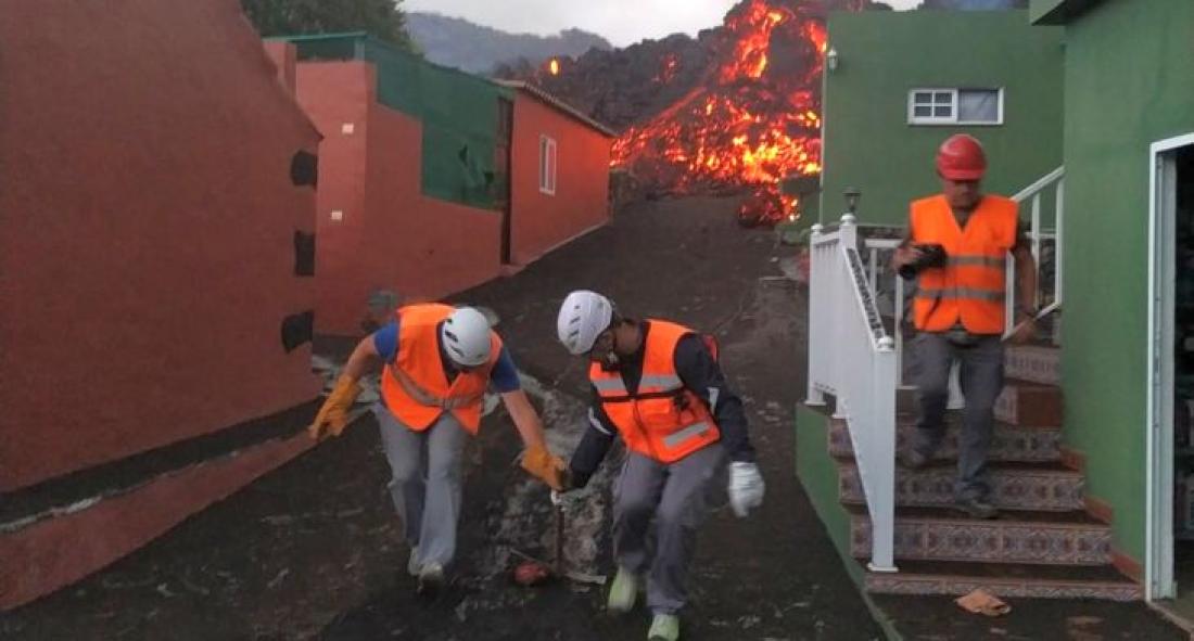 Vulkanutbrudd på La Palma september 2021. Lavaen kommer! Vulkanutbrudd på La Palma september 2021. Lavaen kommer!