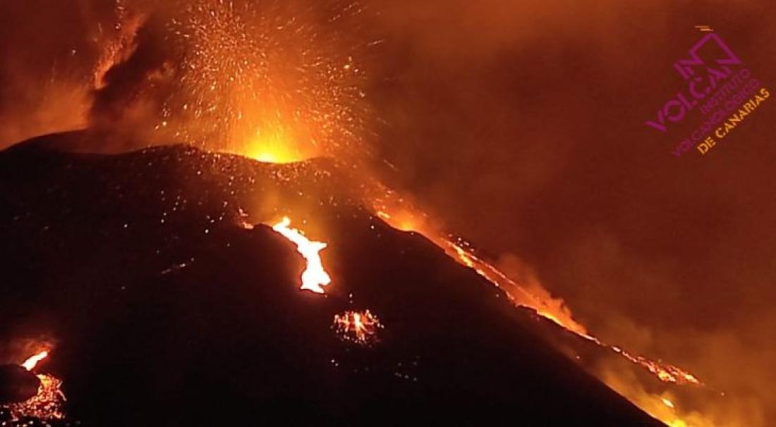 Vulkanutbrudd på La Palma 2021. Dag 36 kl. 20. Vulkanutbrudd på La Palma 2021. Dag 36 kl. 20.