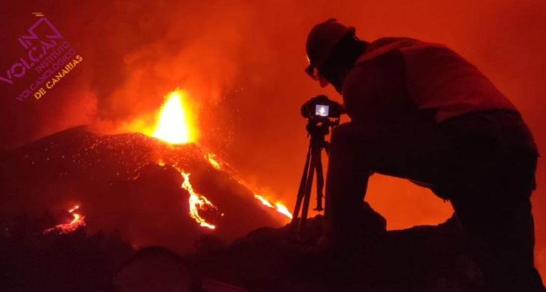 Vulkanutbrudd på La Palma 2021. Dag 36 kveld. Vulkanutbrudd på La Palma 2021. Dag 36 kveld.