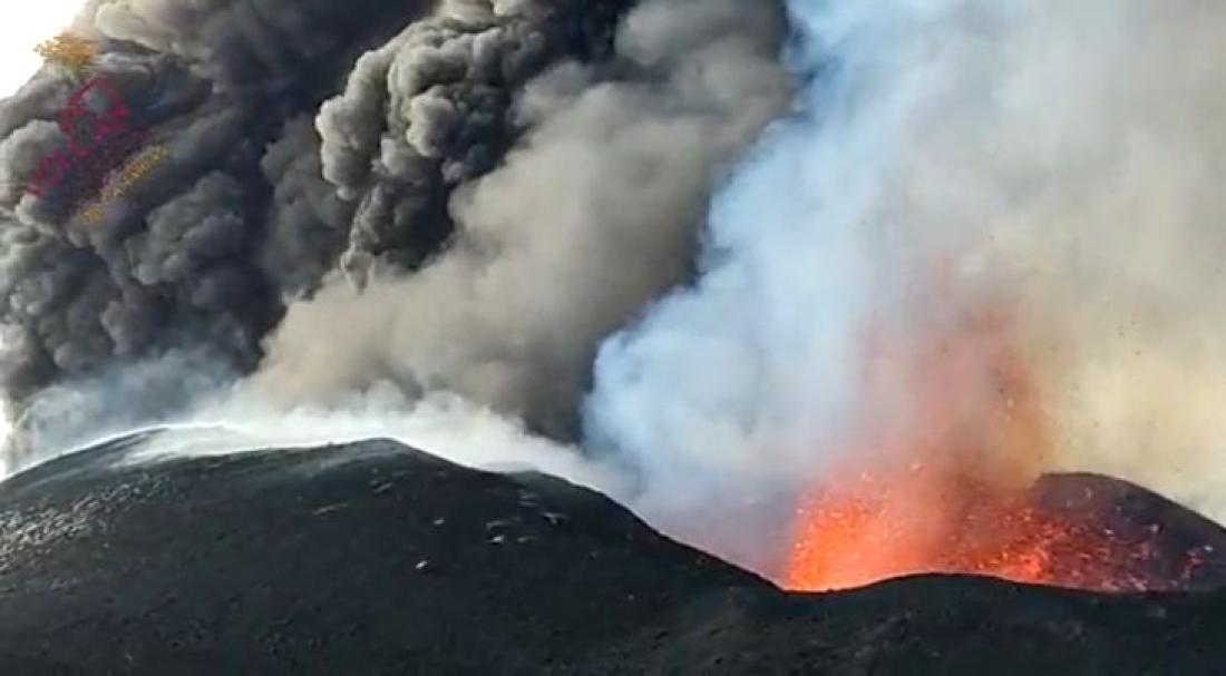 Vulkanutbrudd på La Palma 2021. Dag 39. Vulkanutbrudd på La Palma 2021. Dag 39.