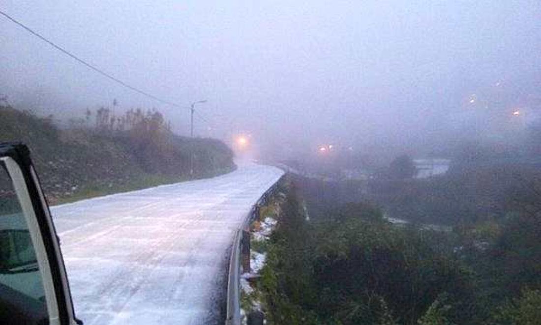 Snødekt vei på Gran Canaria Snødekt vei på Gran Canaria