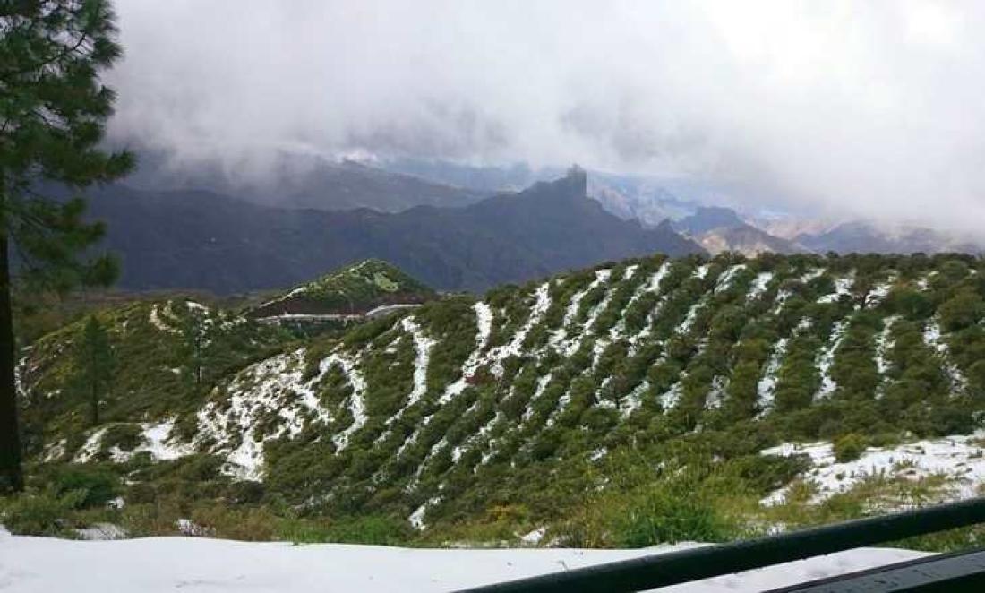 Snø i fjellene på Gran Canaria Snø i fjellene på Gran Canaria